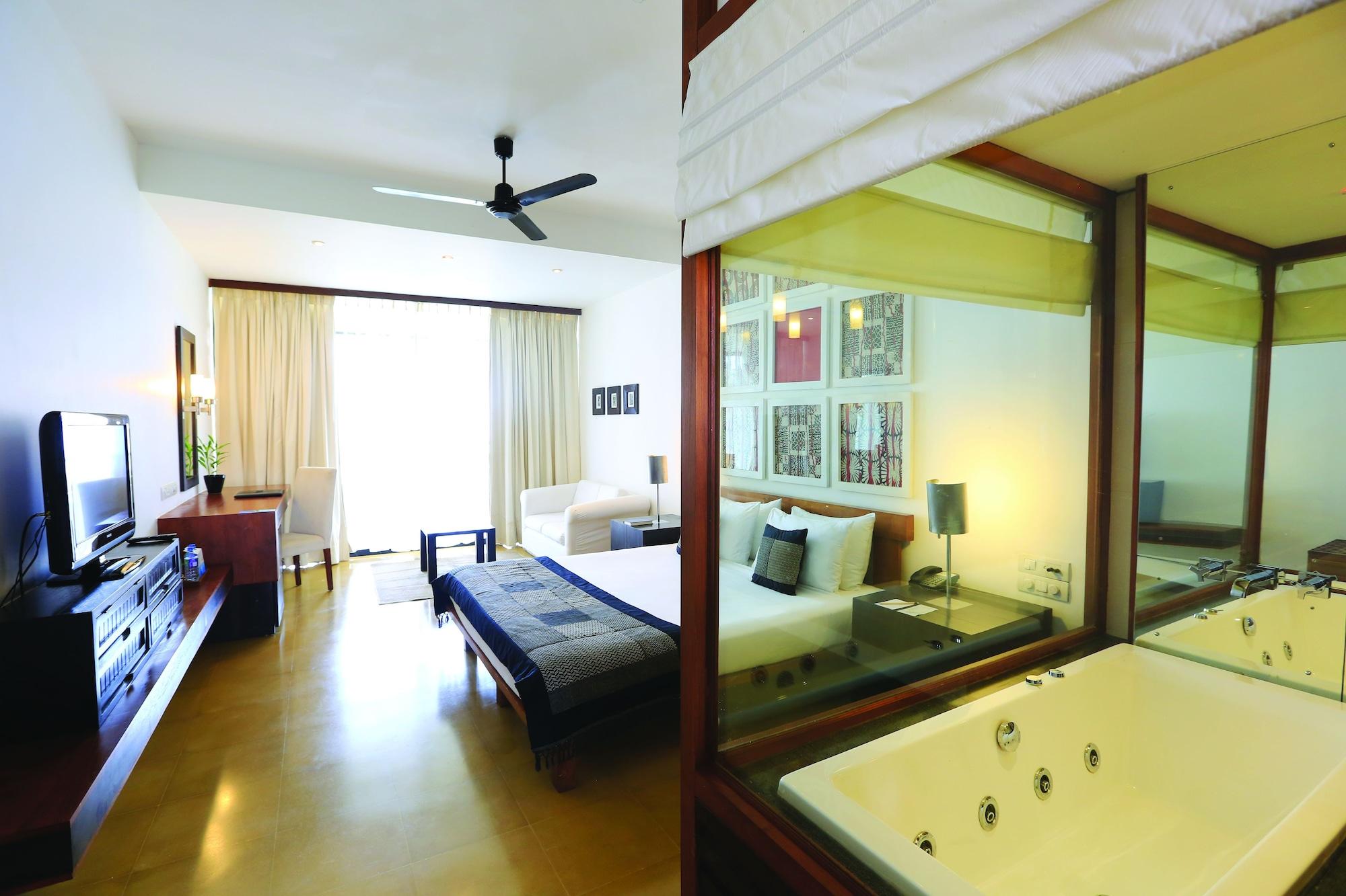 The Blue Water - Geoffrey Bawa Heritage - City Resort Hotel Wadduwa Exterior photo
