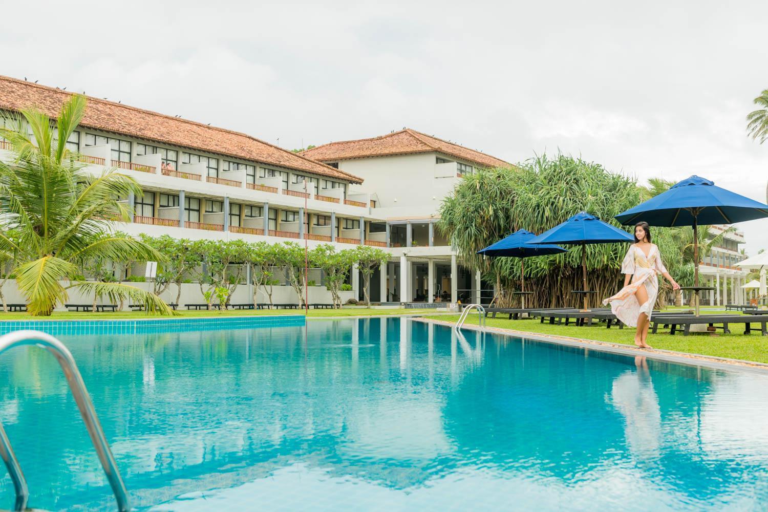 The Blue Water - Geoffrey Bawa Heritage - City Resort Hotel Wadduwa Exterior photo