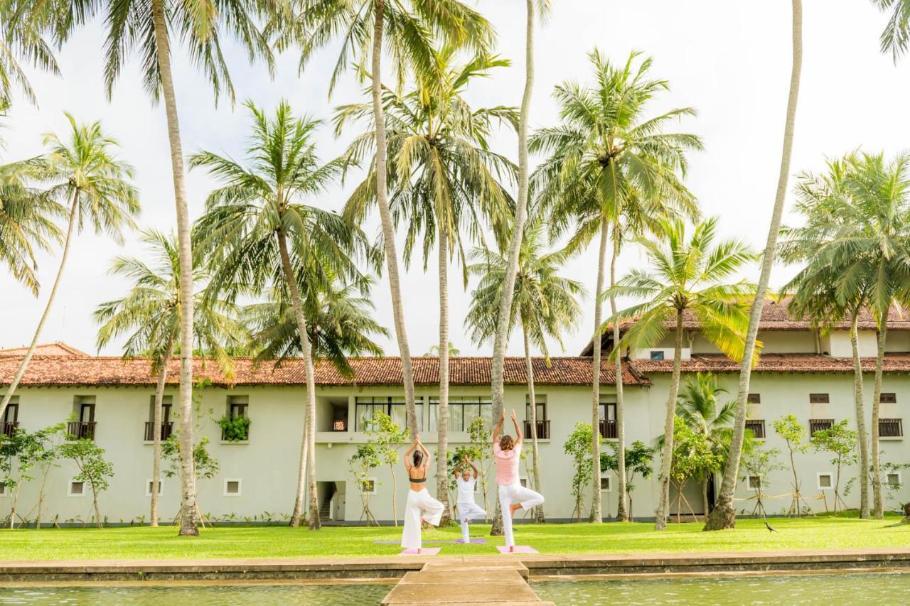 The Blue Water - Geoffrey Bawa Heritage - City Resort Hotel Wadduwa Exterior photo